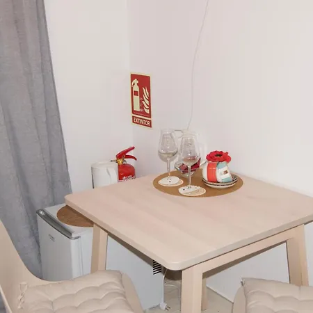 בית הארחה Loft Valentia Tous קלפה